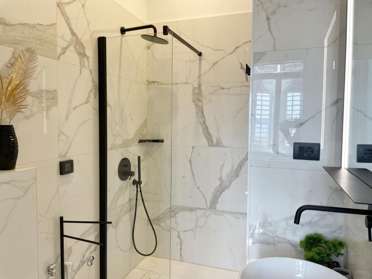 Navis City Apartments Pula Ngoại thất bức ảnh