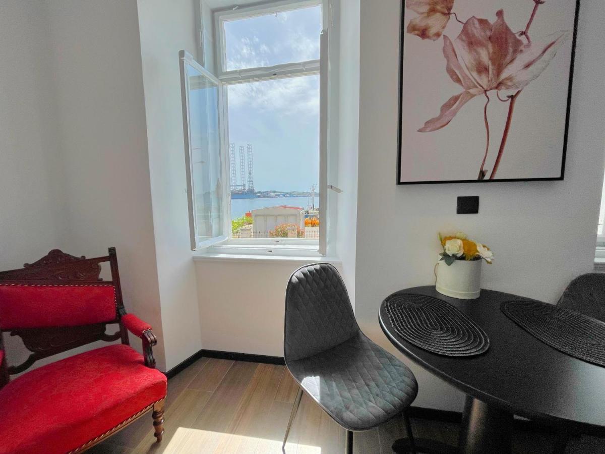 Navis City Apartments Pula Ngoại thất bức ảnh